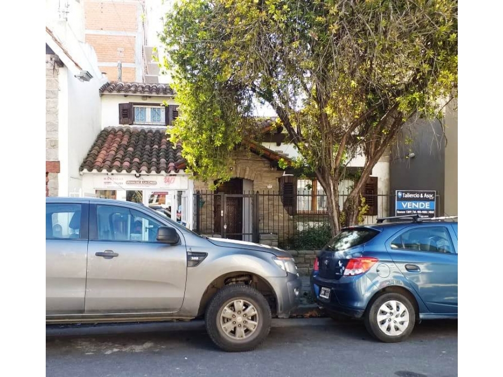 CHALET 4 AMBIENTES CON GARAGE EN VENTA EN MAR DEL PLATA