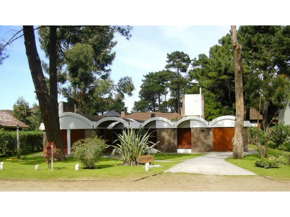 PINAMAR - CASA CAMP NOU - FEBRERO 2027 - 1