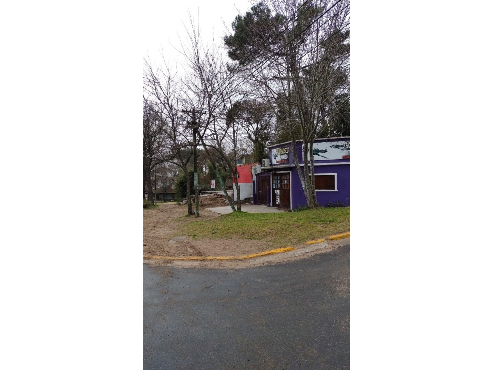 Lote Zona Sur- sobre Avenida 3 - 2