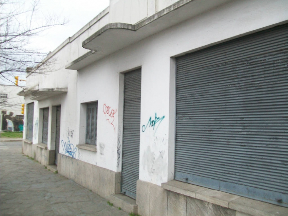 LOCAL 24MTS SOBRE AV JARA 1712 ESQ S.MARTIN APTO LOCALES EDIFICIO