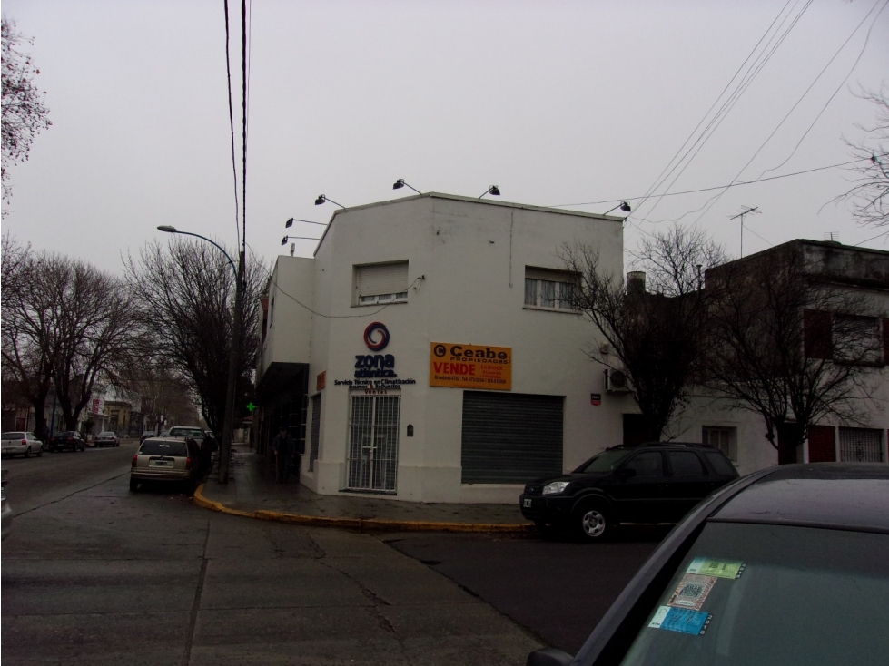 P/INVERSION 2 VIVIENDAS MAS QUINCHO APTO DEPTO PATIO MAS 4 LOCALES EN ESQUINA TODO EN BLOCK