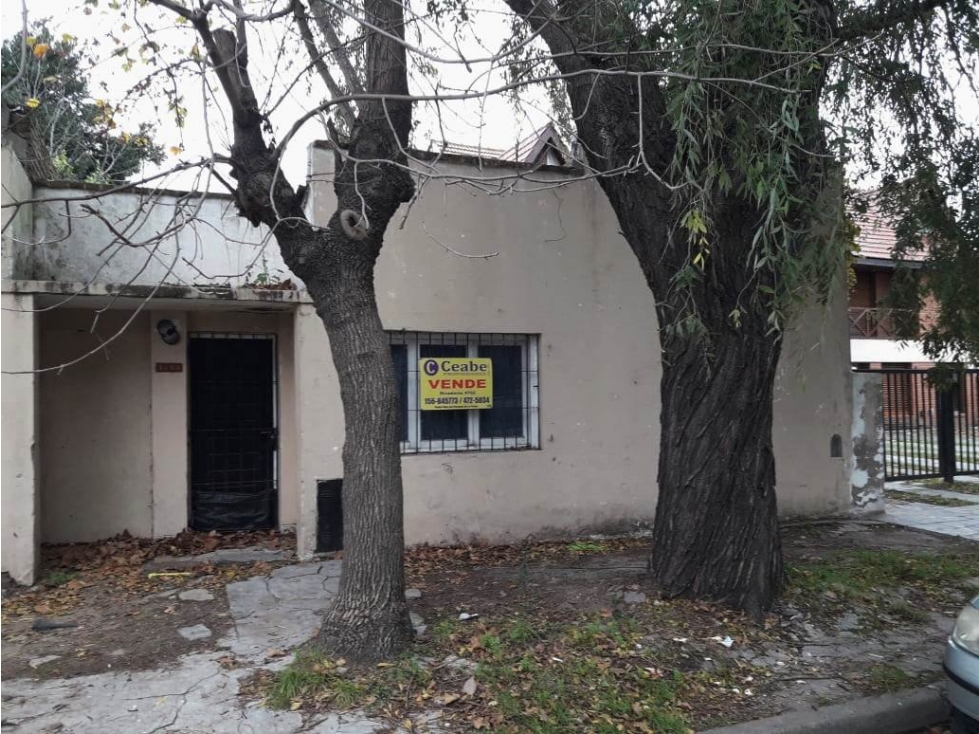 Casa a reciclar O demoler con gran terreno Z/MISIONES AL 3200
