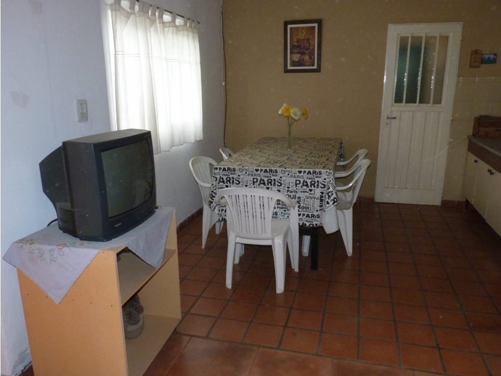 DEPTO TEMPORARIO Aire/Acond. - VILLA CARLOS PAZ. Para 4/5 Personas - 6