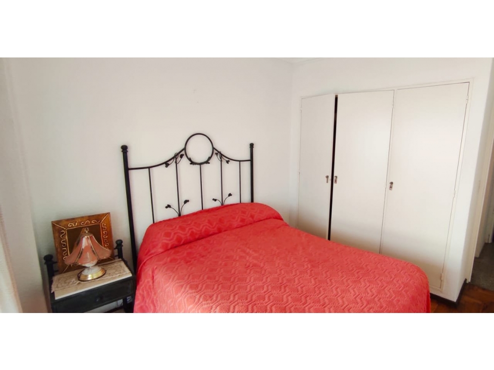 Departamento 2 ambientes en venta con cochera fija. Zona Plaza Colon. — foto 2