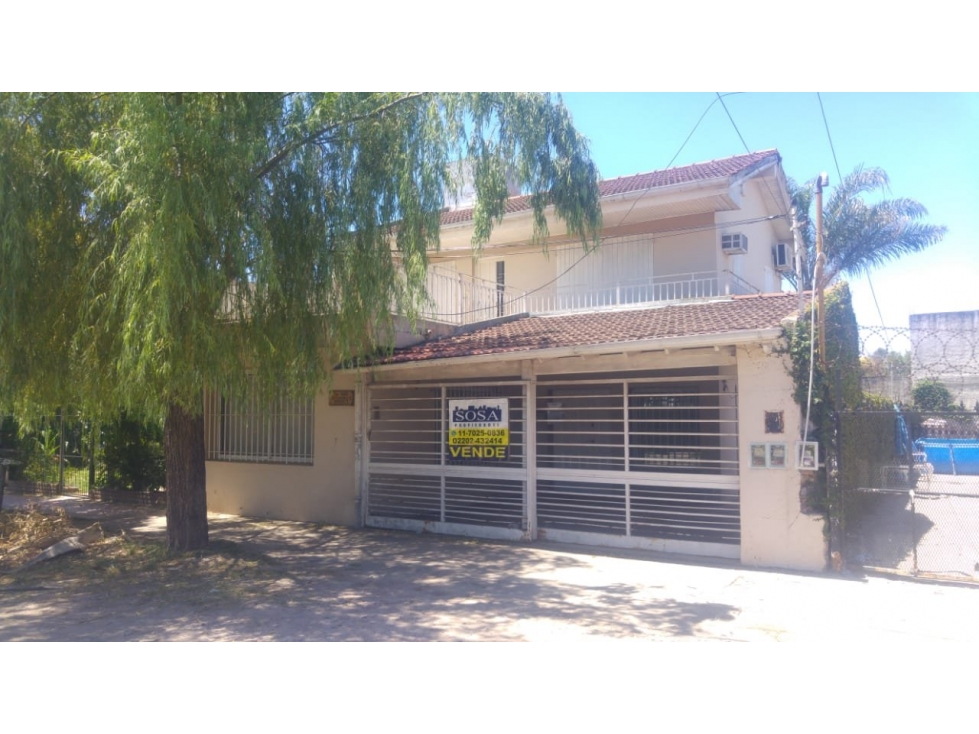 Casa en venta en Gonzalez Catan Centro Calle Dragones Nº 2663 - 1