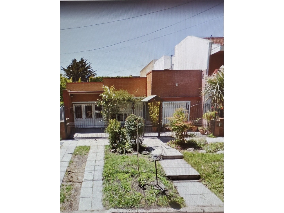 VENDO CHALET (4) Ambientes- PARQUE LURO — foto 2