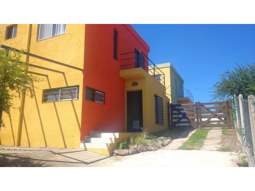 SE VENDE DOS DUPLEX AMBOS DE DOS DORMITORIOS EN CARLOS PAZ