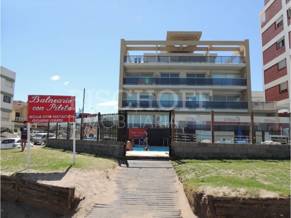 DEPARTAMENTO 2 AMBIENTES, CON COCHERA, FRENTE AL MAR, VILLA GESELL