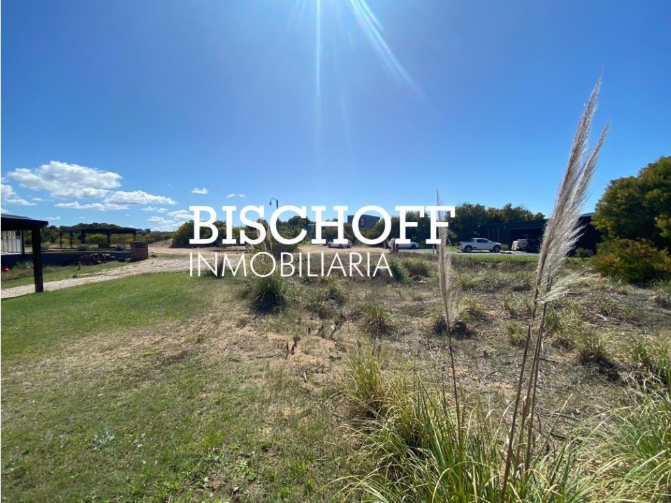 VENTA DE LOTE BARRIO SENDEROS III COSTA ESMERALDA - 2