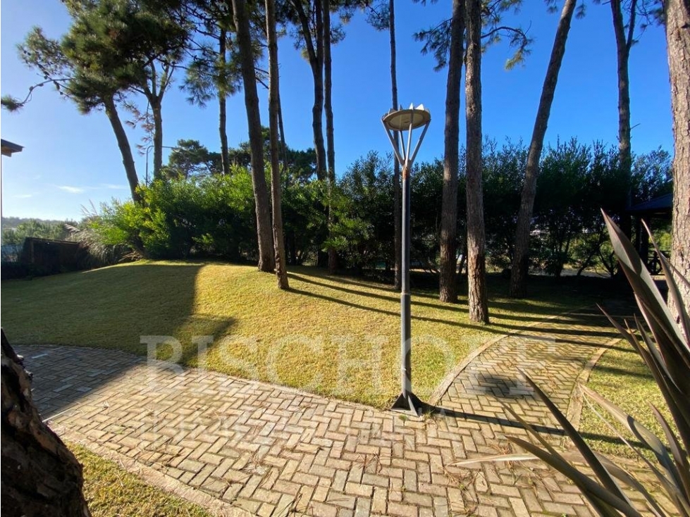 VENTA DE CASA EN BOULEVARD ICARO Y DE LAS NEREIDAS PINAMAR — foto 2