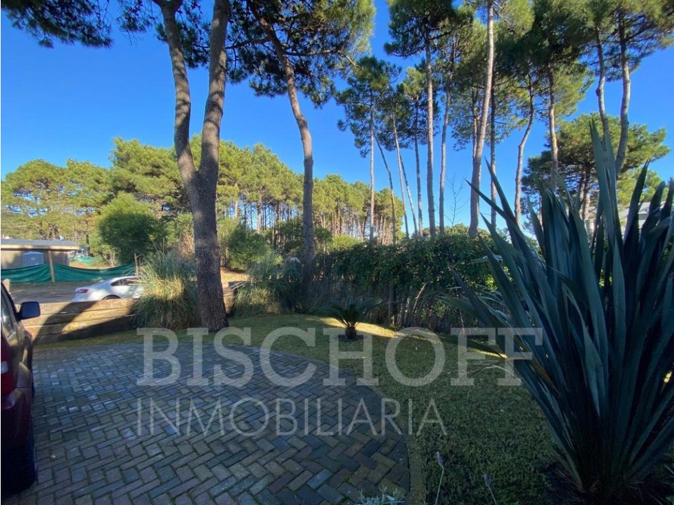 VENTA DE CASA EN BOULEVARD ICARO Y DE LAS NEREIDAS PINAMAR — foto 4