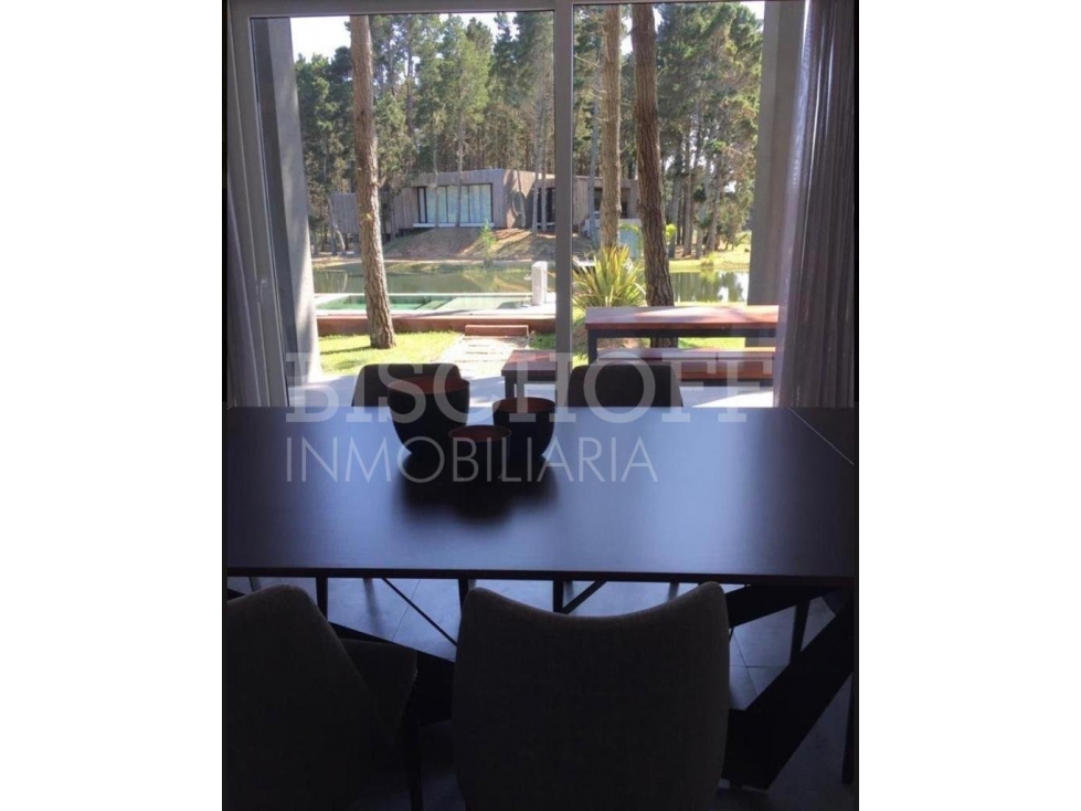 EXCELENTE CASA EN VILLA ROBLES BARRIO II ALBATROS PARTIDO DE LA COSTA — foto 3