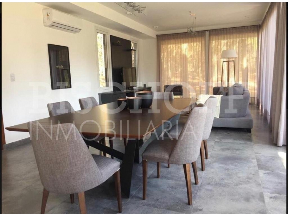 EXCELENTE CASA EN VILLA ROBLES BARRIO II ALBATROS PARTIDO DE LA COSTA — foto 4