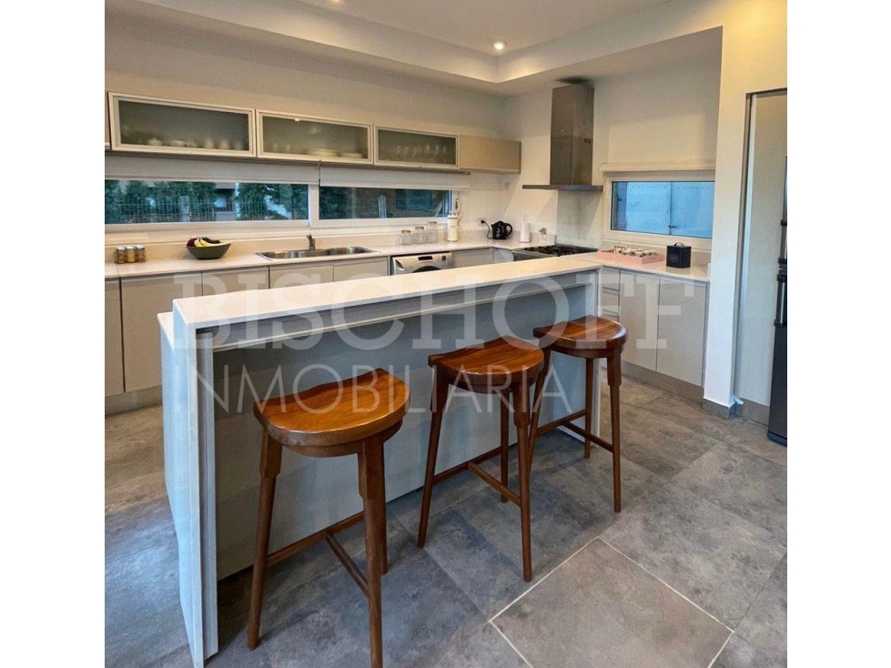 EXCELENTE CASA EN VILLA ROBLES BARRIO II ALBATROS PARTIDO DE LA COSTA — foto 5