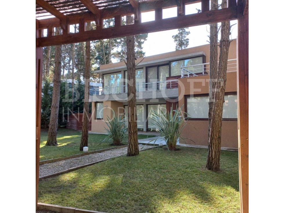 EXCELENTE CASA EN VILLA ROBLES BARRIO ALBATROS , PARTIDO DE LA COSTA — foto 4