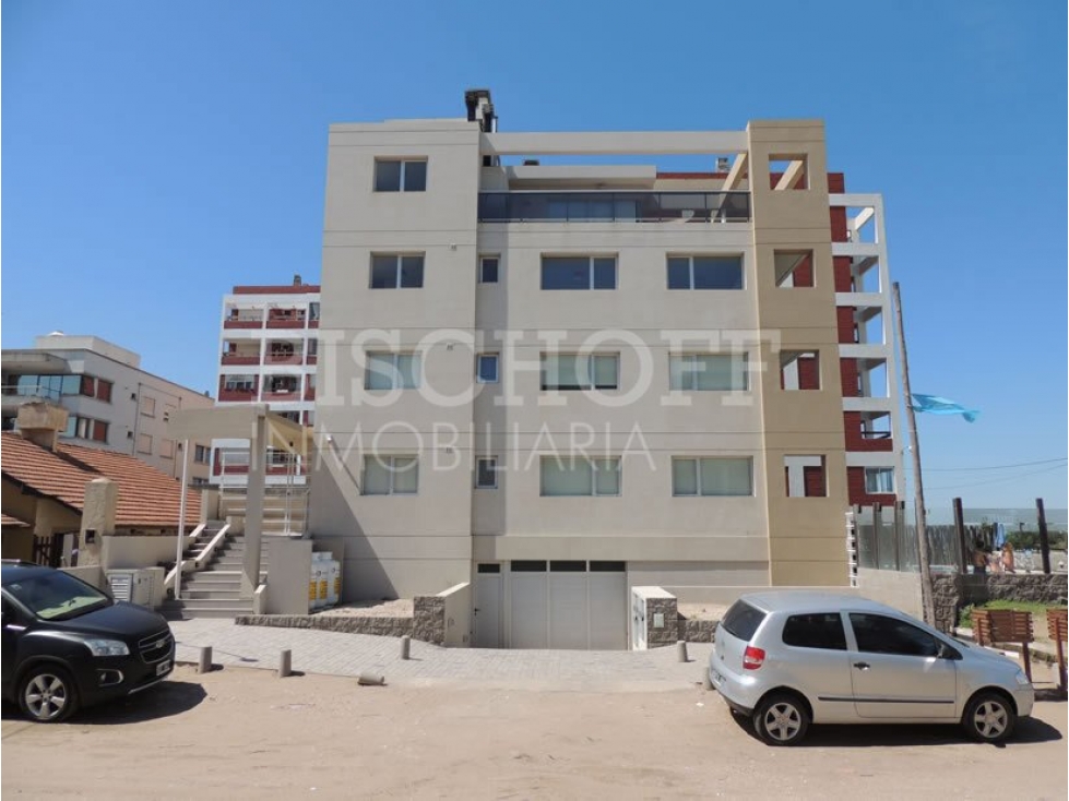 DEPARTAMENTO 2 AMBIENTES, CON COCHERA, FRENTE AL MAR, VILLA GESELL — foto 2
