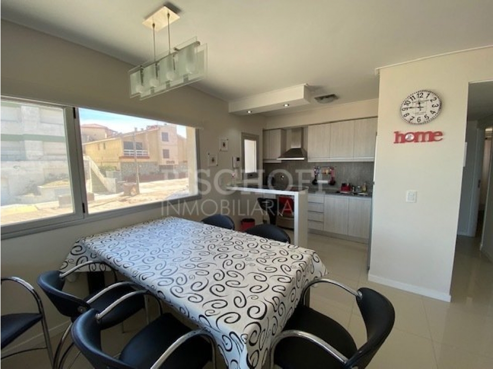 HERMOSO DEPARTAMENTO 2 AMB. FRENTE AL MAR, PISCINA Y COCHERA CUBIERTA! — foto 4