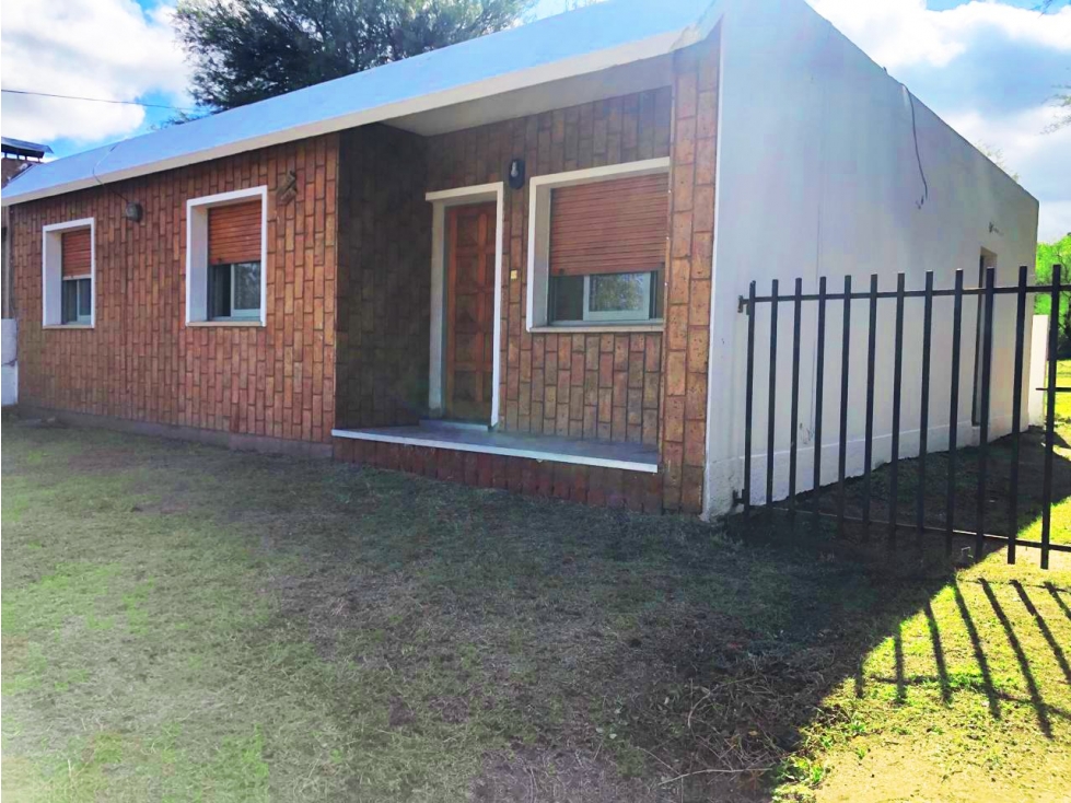 VENTA DE CASA EN BARRIO SAN MARTIN EN CAPILLA DEL MONTE - 2