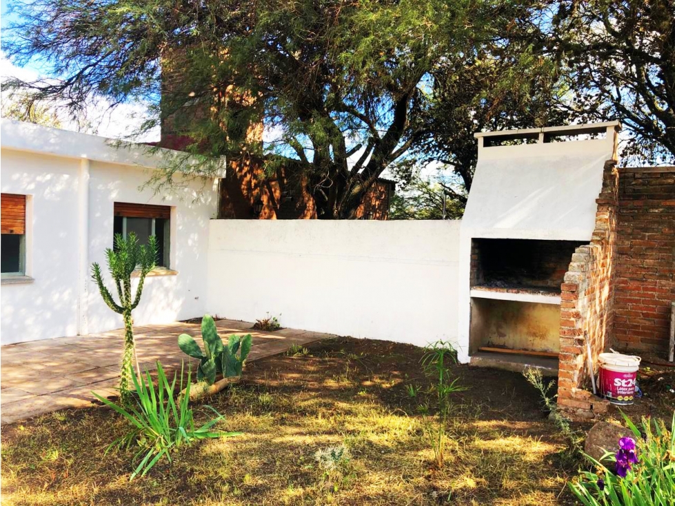 VENTA DE CASA EN BARRIO SAN MARTIN EN CAPILLA DEL MONTE - 3