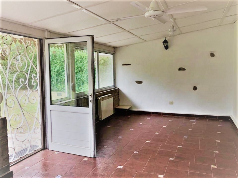 VENTA DE HERMOSA CASA CON DPTO EN DOS LOTES -CAPILLA DEL MONTE -CBA - 6