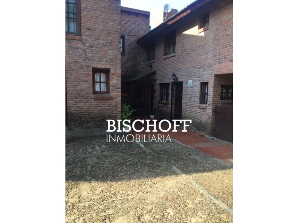 EXCELENTE PH , EN UNA ZONA IMPERDIBLE DE PINAMAR MEDUSAS 1106 - 6