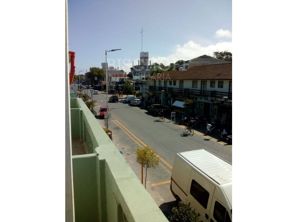 VENTA EN BLOCK, 3 UNIDADES SOBRE PEATONAL, VILLA GESELL. — foto 3