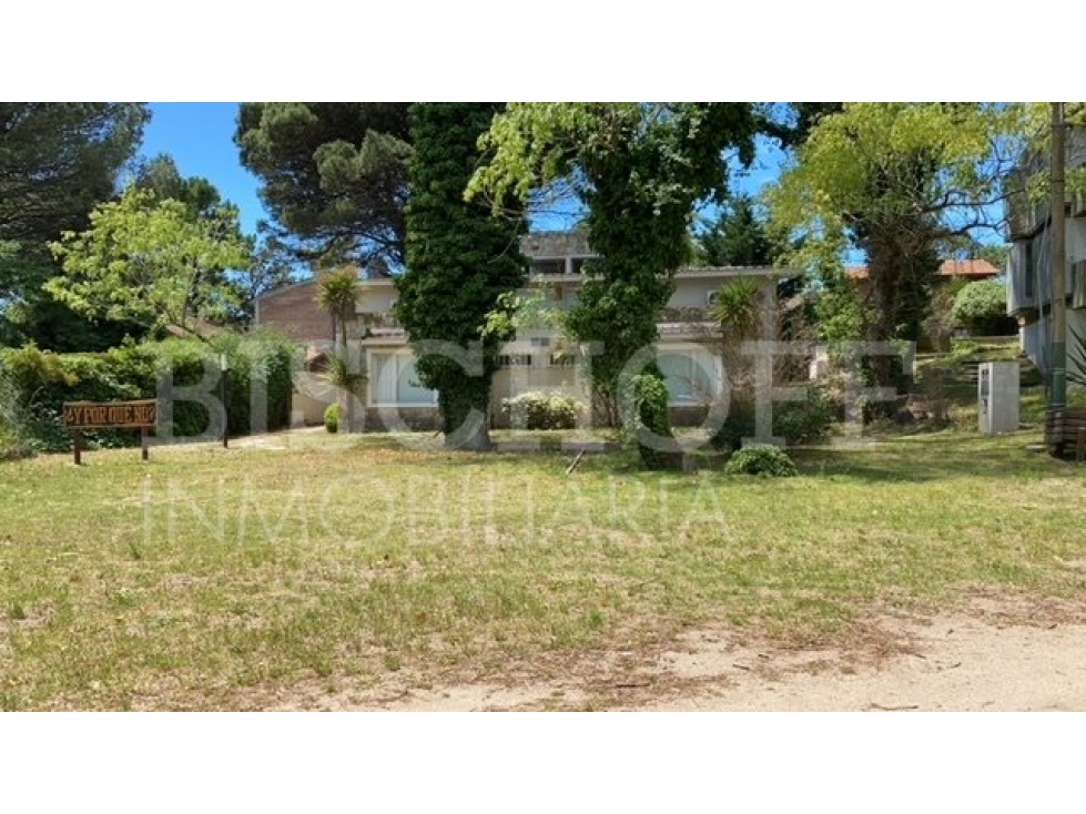 VENTA EN BLOCK, 4 DÚPLEX DE 2 AMBIENTES CADA UNO - 2
