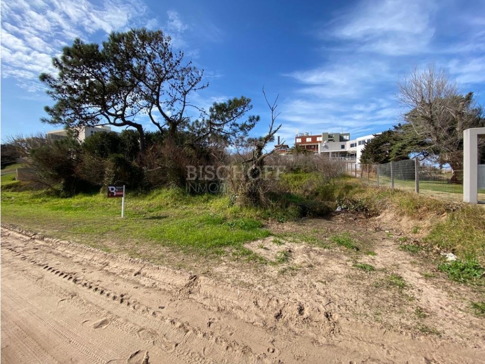EXCELENTE TERRENO A UNA CUADRA DEL MAR, BARRIO NORTE, VILLA GESELL - 2