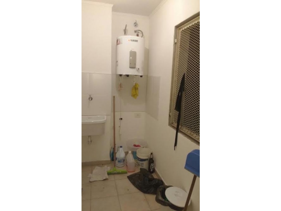 SE VENDE: DEPARTAMENTO MONOAMBIENTE. PUEYRREDON 750. — foto 3