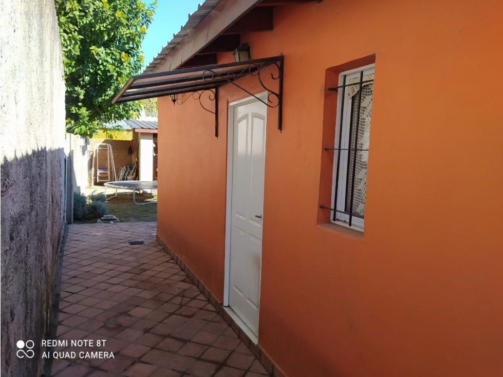 Vendo casa en Merlo Norte impecable estado - 2