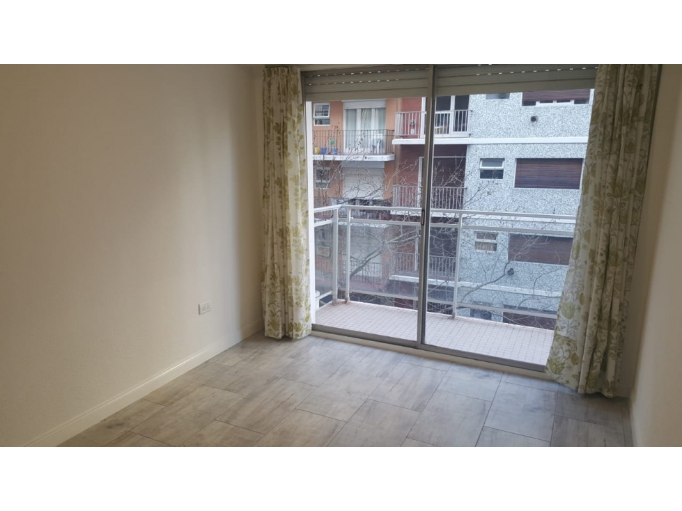 Departamento 2 amb invertido a la calle ( Arenales 2400) — foto 2