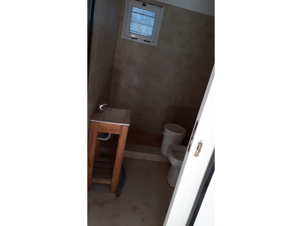 Departamento en Alquiler Benavidez sobre Av. Alvear - 6
