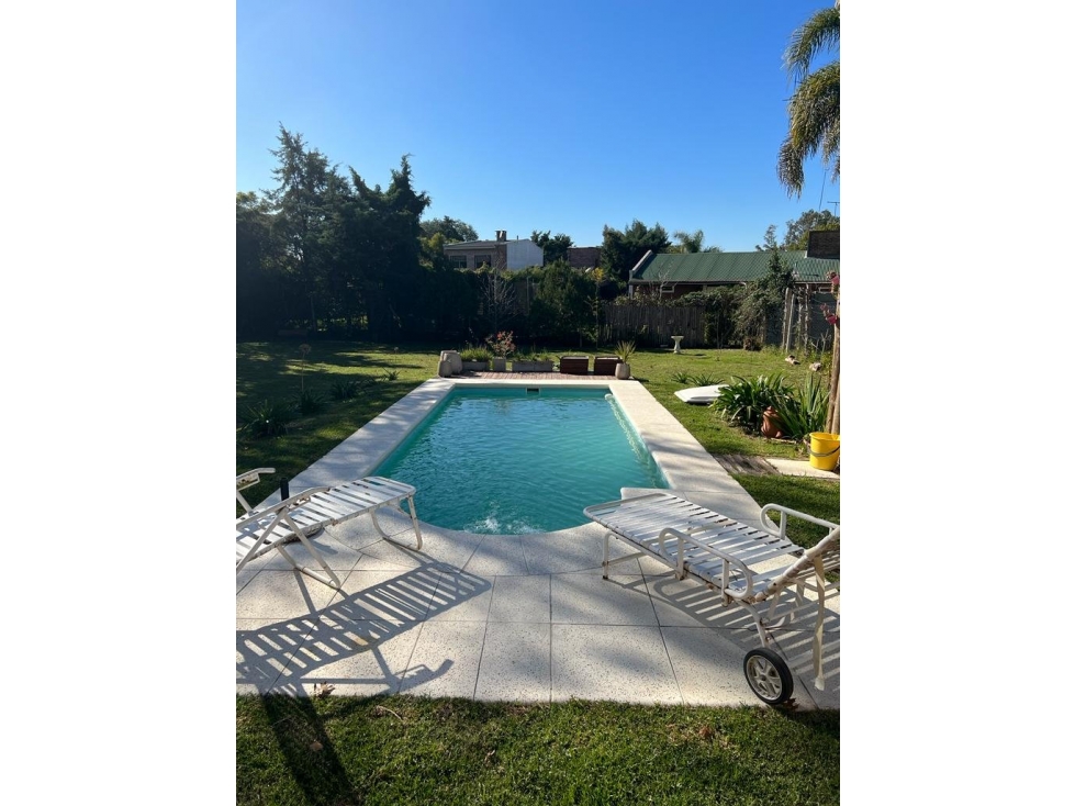 CASA QUINTA EN BENAVIDEZ EN ZONA RESIDENCIAL IMPECABLE - 6