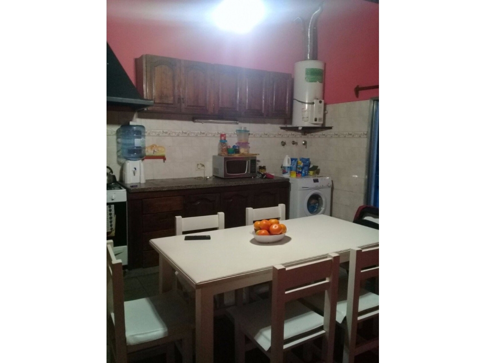 IMPORTANTE Y HERMOSA CASA CLÁSICA EN BENAVIDEZ - 5