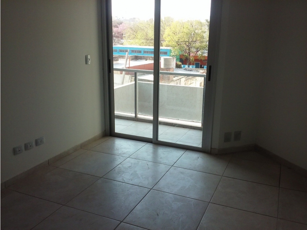 VENTA: Dpto sobre Av. Pueyrredón 536