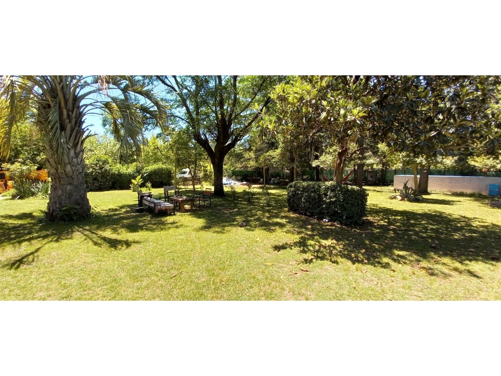 Venta Chalet Villa Sierras de Oro - Terreno de 2200 m2 - 2