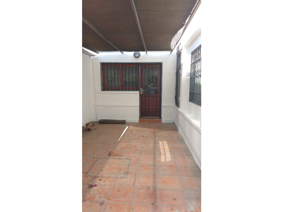 VENDO CASA 3 DORMITORIOS EN BARRIO COLINAS DE VELEZ SARSFIELD — foto 6