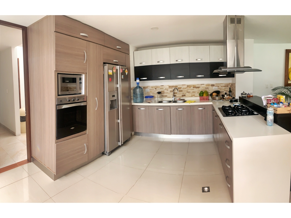 VENDO CASA GRANDE CON DOBLE FACHADA EN CAMPOBELLO — foto 3