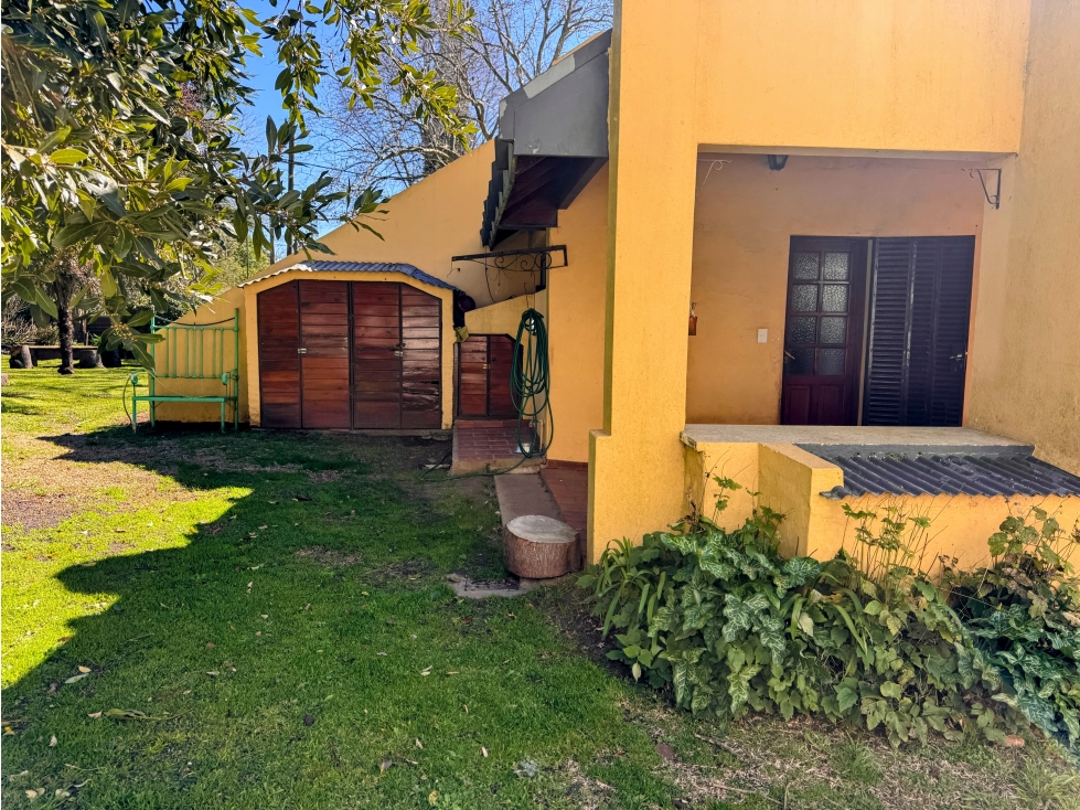 En Venta casa 3 ambientes con jardín en Barrio Golf Tandil — foto 5