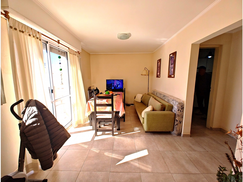 DEPARTAMENTO EN VENTA - UN DORMITORIO - CENTRICO - 2