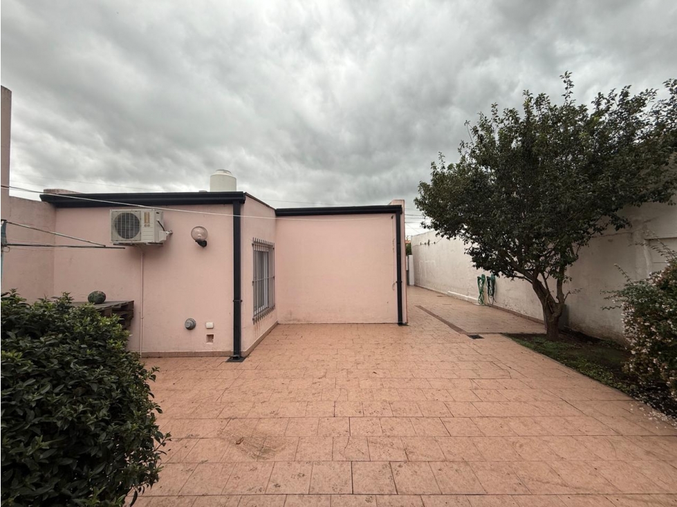 EN VENTA CASA DE 3 DORM. EN VILLA ITALIA, TANDIL - 3