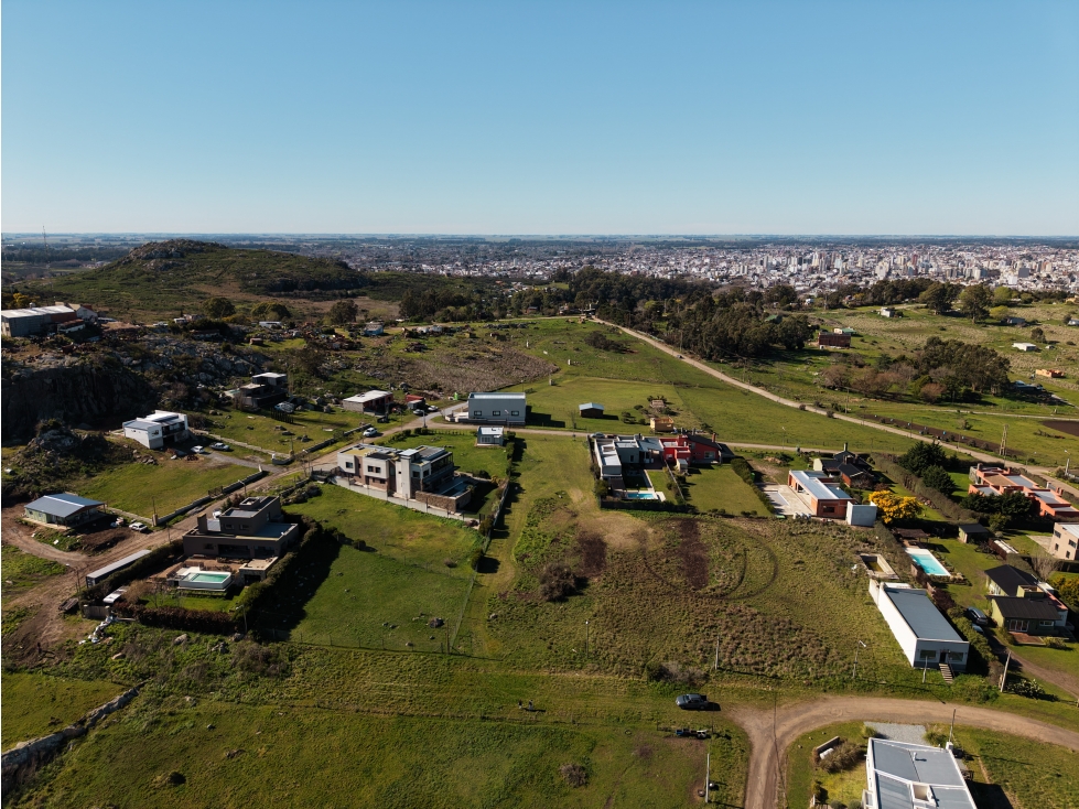 Lote 1333 metros en venta con vistas Entre Sierras Tandil - 2
