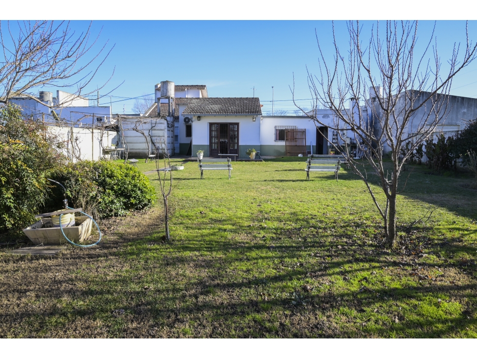 Venta en block .Dos propiedades sobre doble lote, Tandil - 3