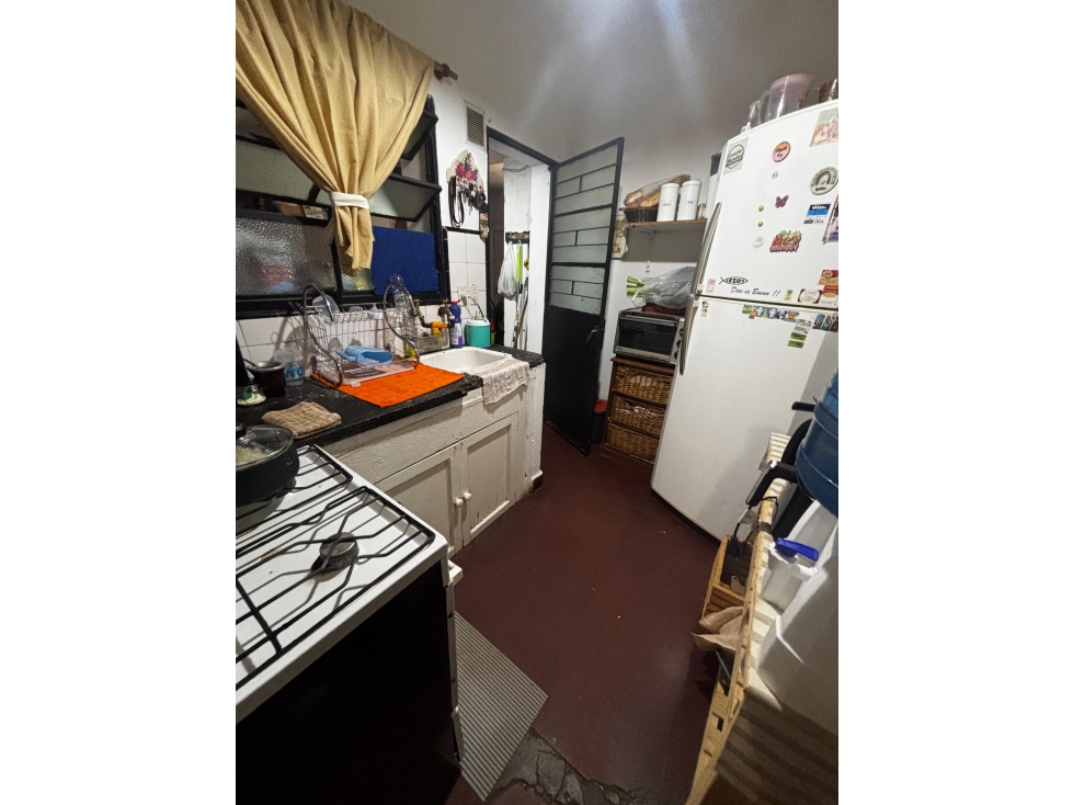 CASA EN VENTA / PERMUTA CON AMPLIO LOTE ZONA VILLA AGUIRRE TANDIL - 2