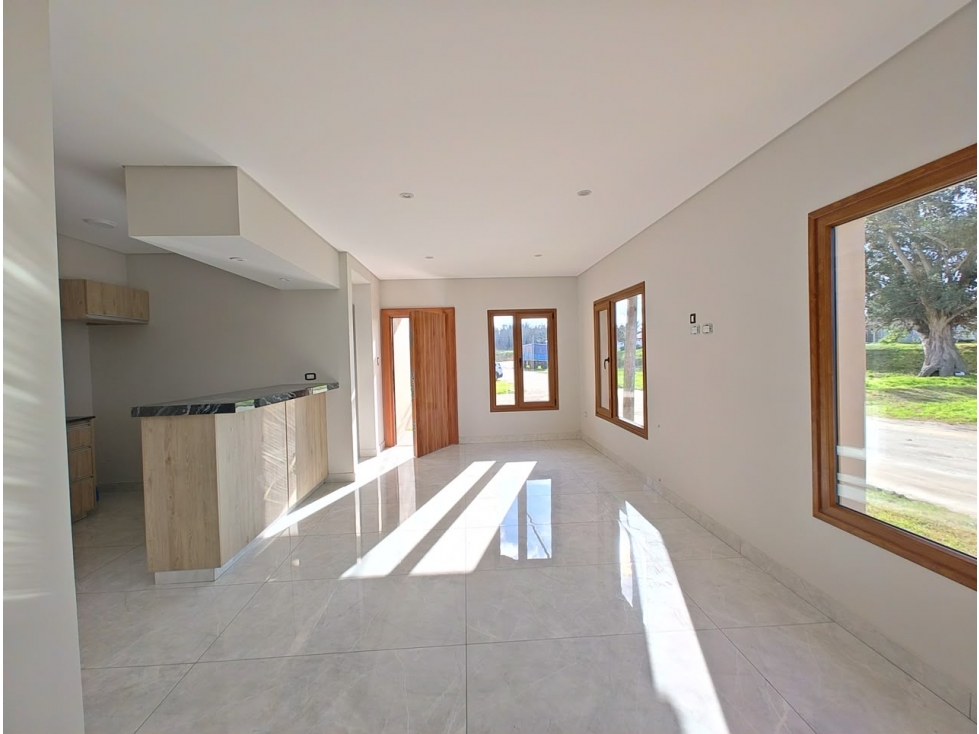 CASA EN VENTA A ESTRENAR ZONA MIRAGE APTA CREDITO TANDIL - 5