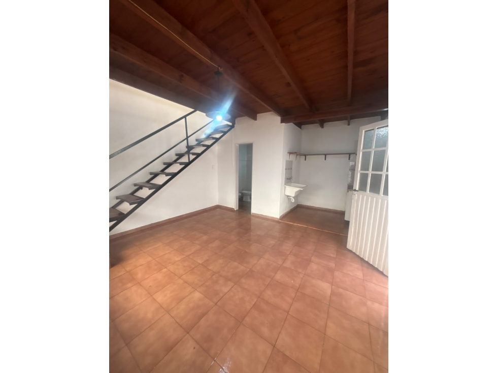 DEPARTAMENTO TIPO DUPLEX 1 DORM EN ALQUILER TANDIL - 2
