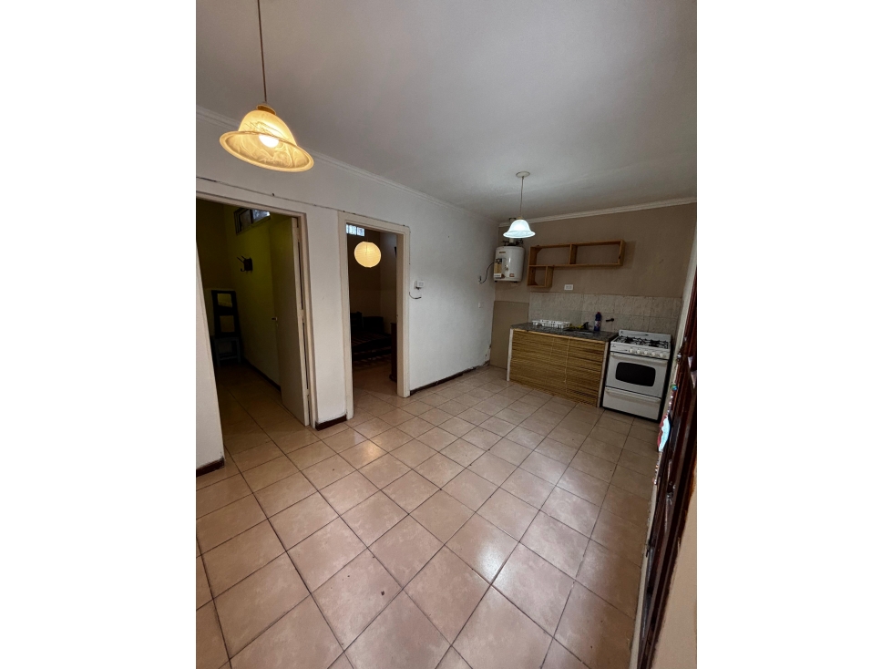DEPTO EN VENTA PLANTA BAJA SEMICENTRICO TANDIL - 4