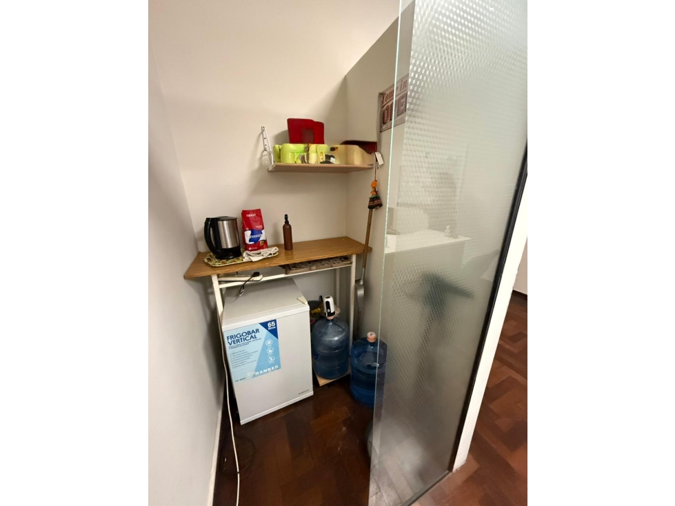 EN VENTA O PERMUTA OFICINA CENTRICA EN TANDIL - 6