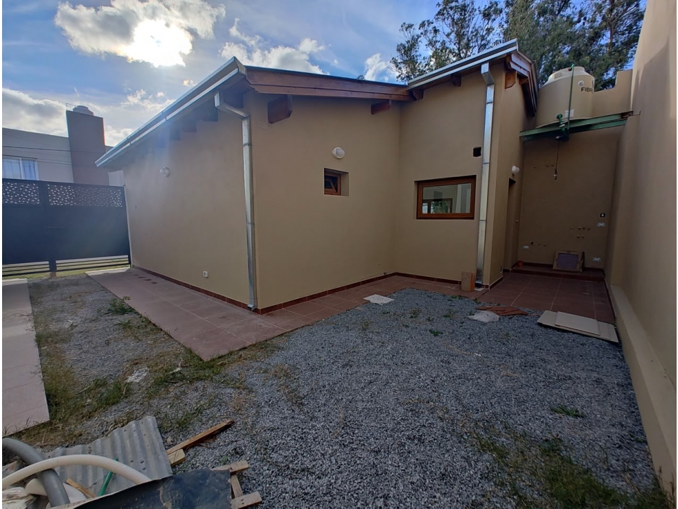 CASA EN VENTA A ESTRENAR ZONA MIRAGE APTA CREDITO TANDIL - 3