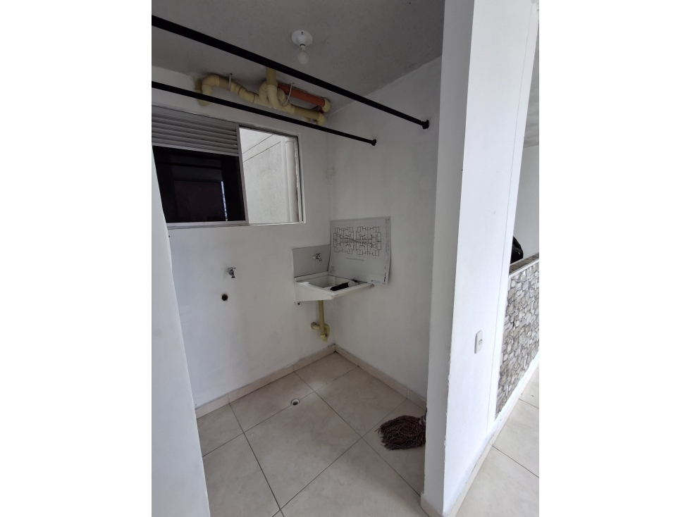 Venta excelente apartamento en Conjunto Jardin Orquidea ciudad jardin — foto 6